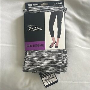 Black and White Capri Leggings